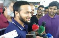 সাকিবই দেশে ফিরলেন হাসি নিয়ে
