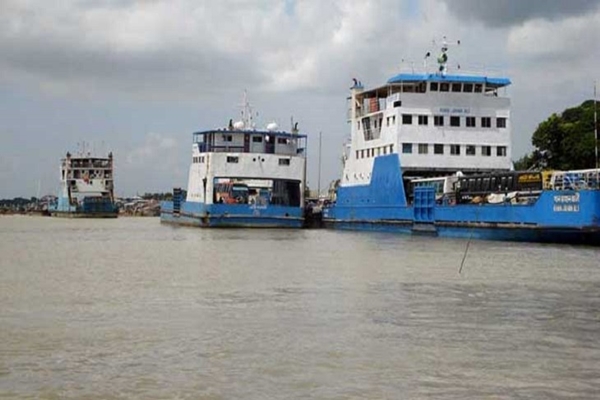 শিমুলিয়া-কাঁঠালবাড়ী রুটে ফেরি চলাচল স্বাভাবিক