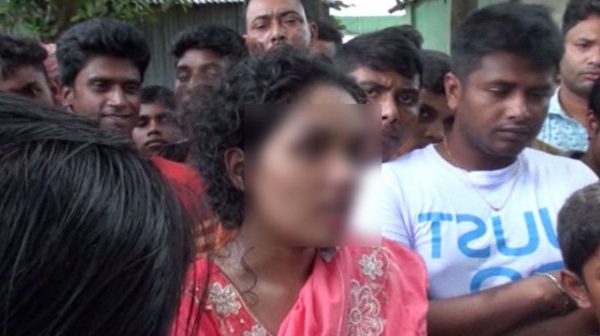 একে অন্যকে ‘ছেলেধরা’ বলে গণধোলাই খেলেন স্বামী-স্ত্রী উভয়েই!