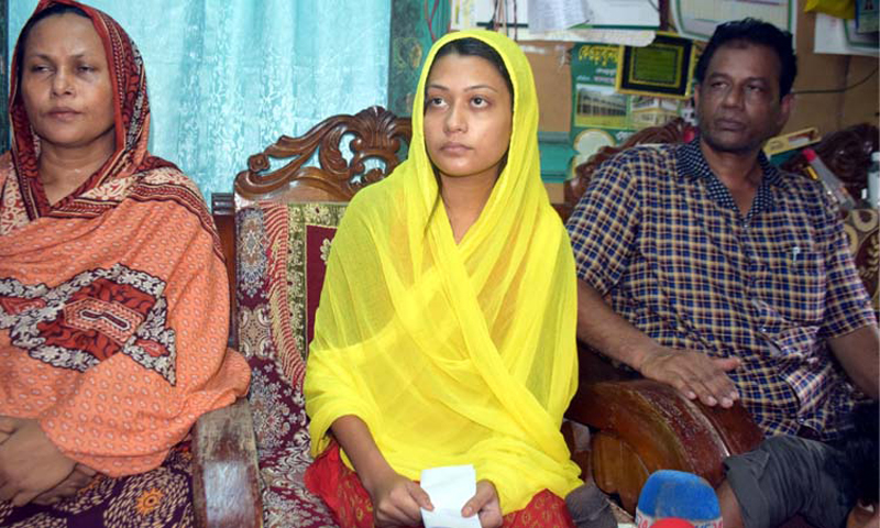 গ্রেফতার হল মিন্নি