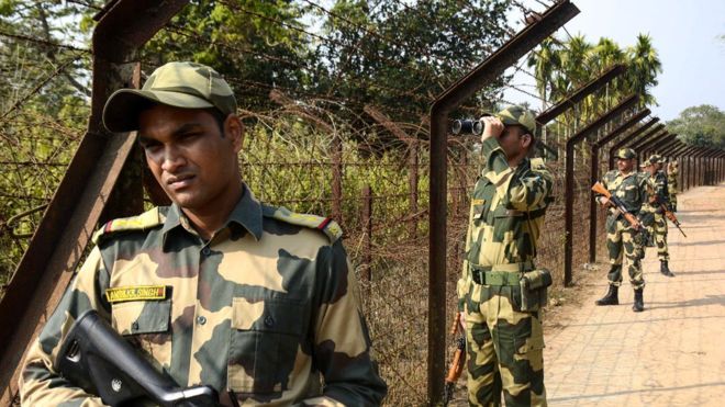 দুই বন্ধু দেশের মধ্যে সীমান্তে কেন কাঁটাতারের বেড়া?