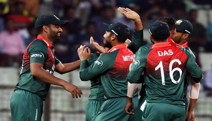 সাকিব তামিমদের হেসে খেলে সিরিজ জয়, সংগে সিরিজ জয়ের হ্যাটট্রিক