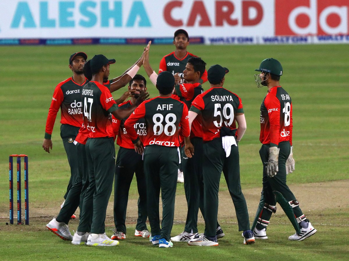 মুস্তাফিজ ভ্যালকিতে অস্ট্রেলিয়ার সাথে বাংলাদেশের প্রথম সিরিজ জয়।