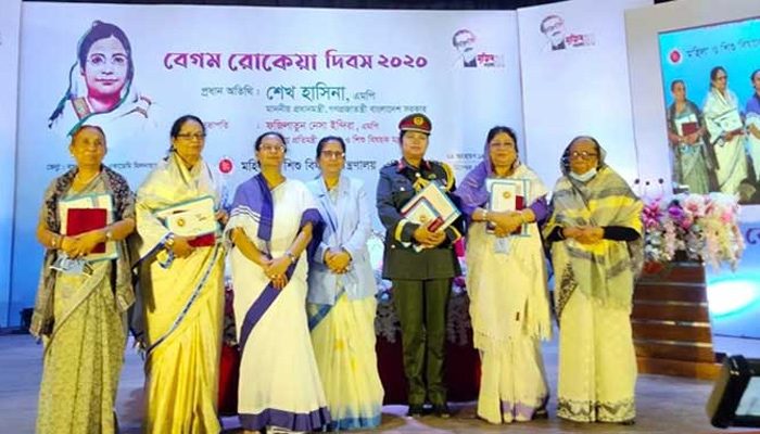 বিশিষ্ট পাঁচ নারী  পেলেন বেগম রোকেয়া পদক