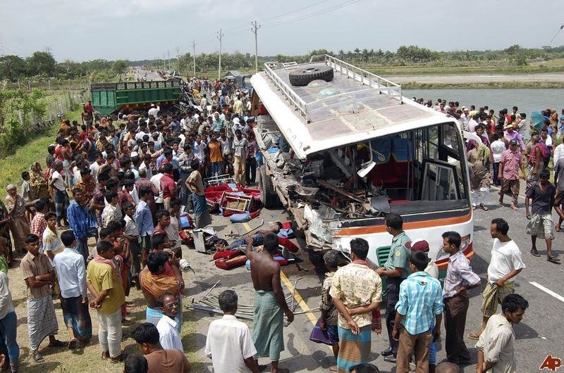 দুই মাসে সড়কে শিশুর মৃত্যু শতক ছাড়িয়েছে