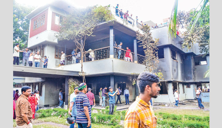 বঙ্গবন্ধু স্মৃতি জাদুঘর বিনষ্ট